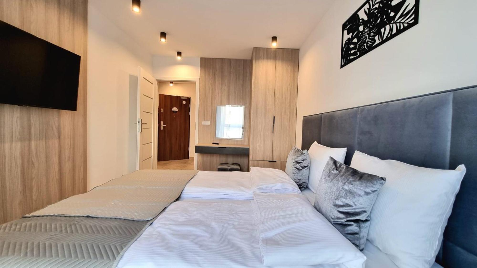 Nook Nook Apartments Bytkowska 103 Katowice Bilik gambar